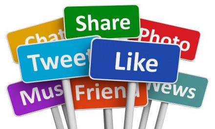 Avoid Pitfalls When Conducting Business on Social Media